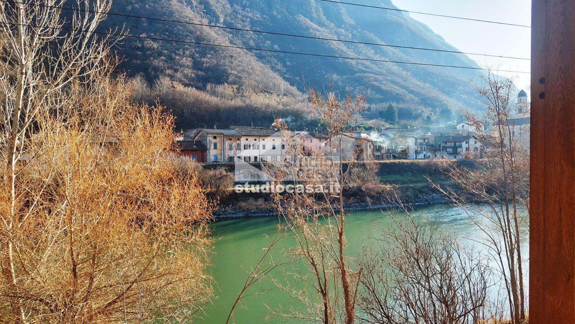 Casa Bifamiliare in vendita a Avio