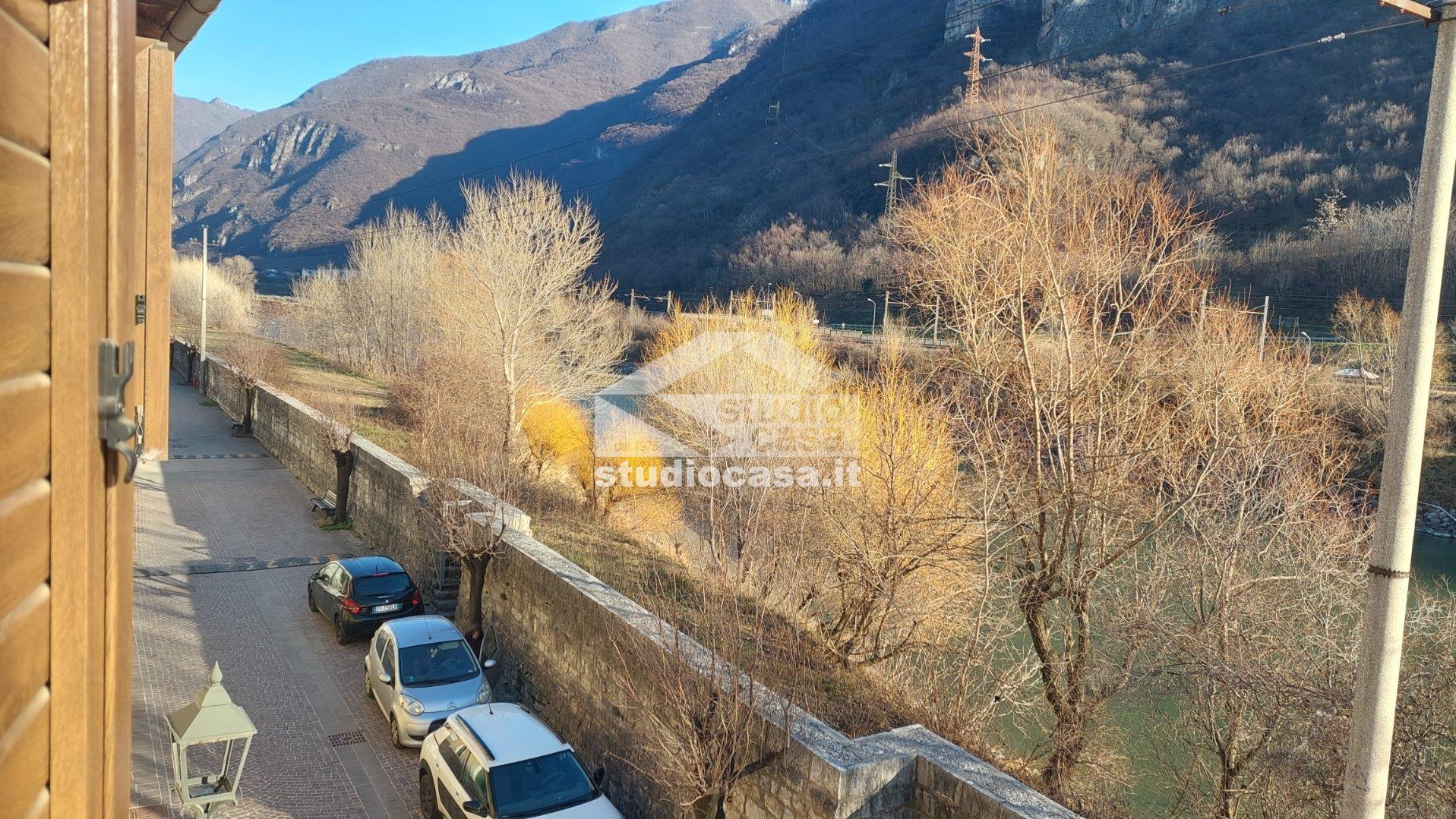 Casa Bifamiliare in vendita a Avio