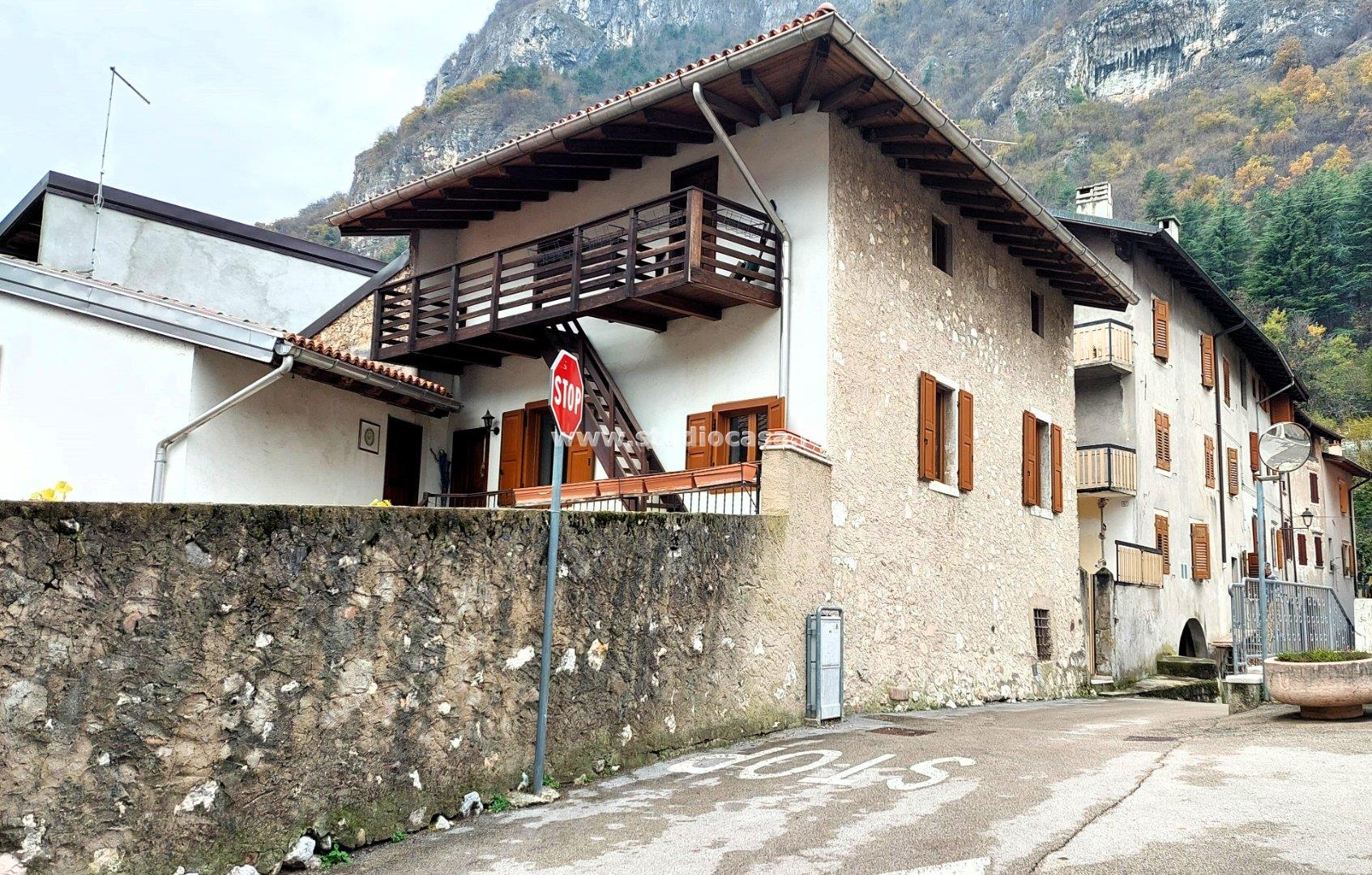 Casa Unifamiliare in vendita a Ala