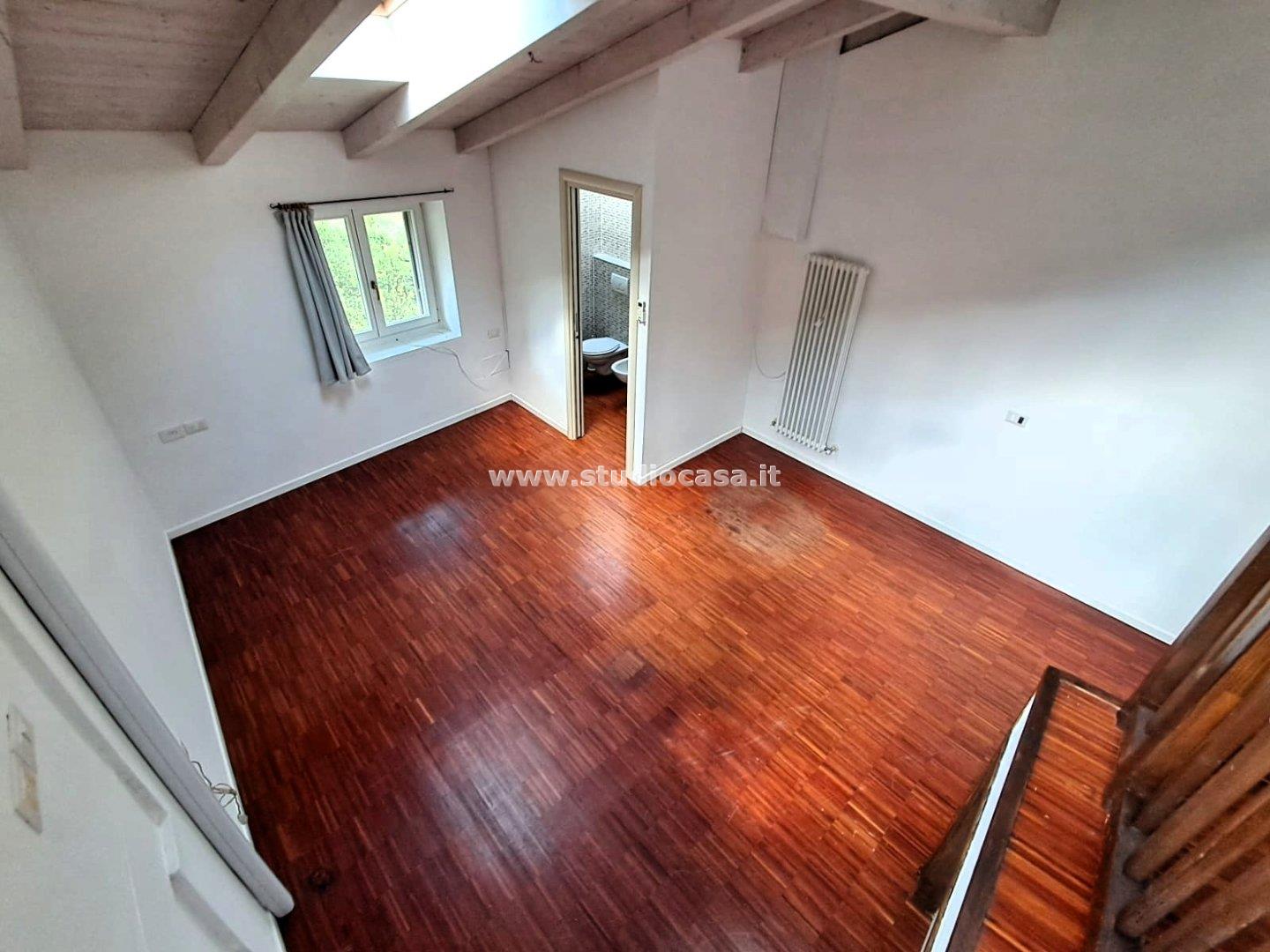 Casa Unifamiliare in vendita a Ala