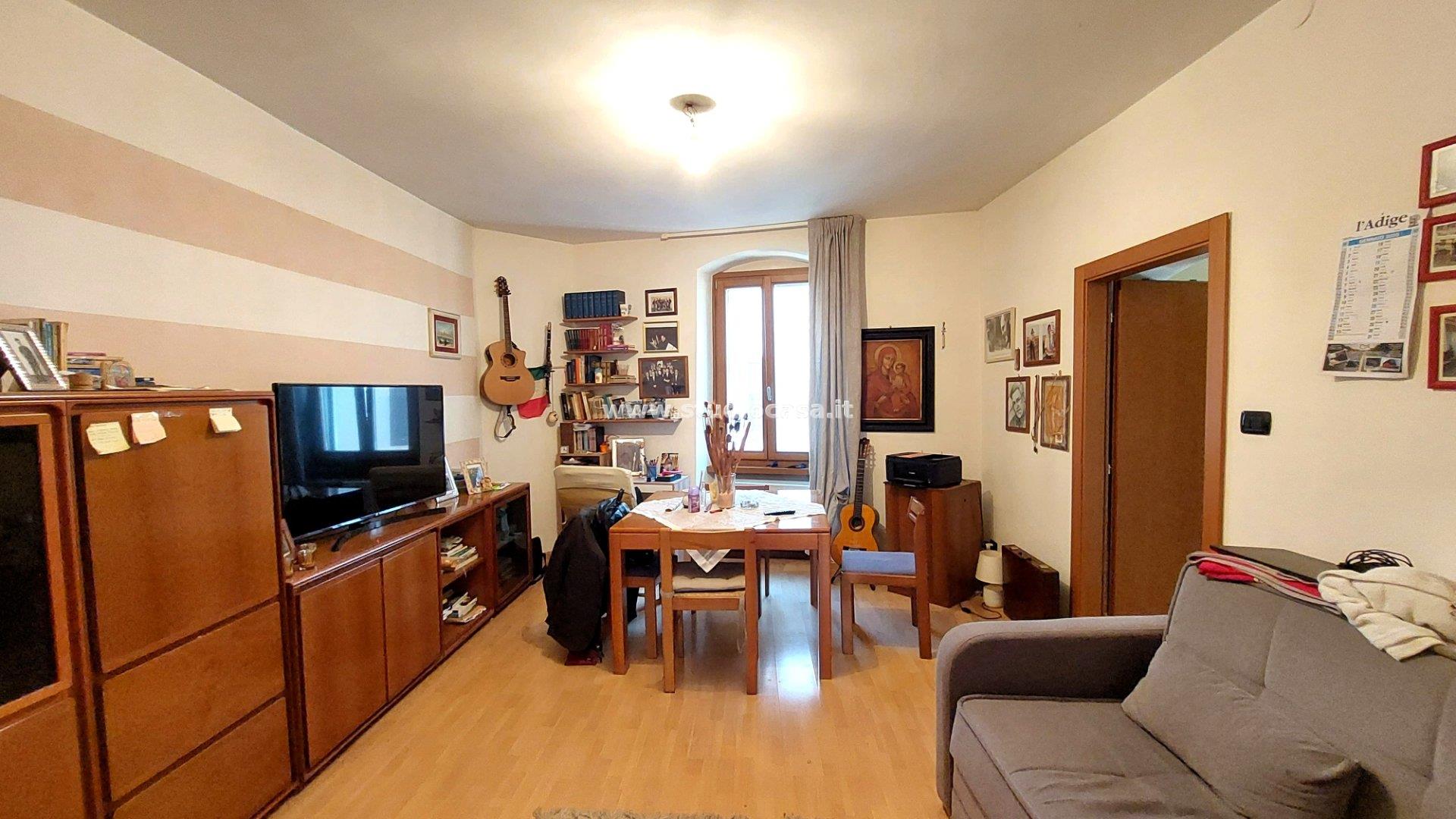 Appartamento in vendita a Ala