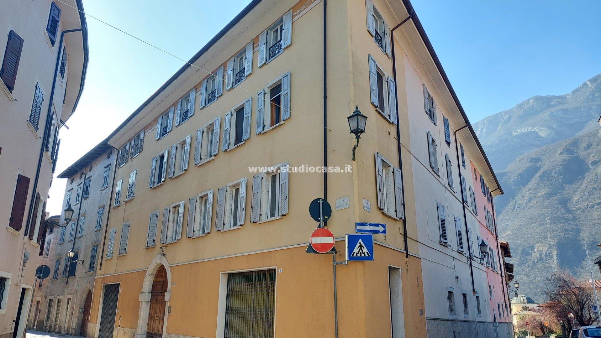 Appartamento in vendita a Ala