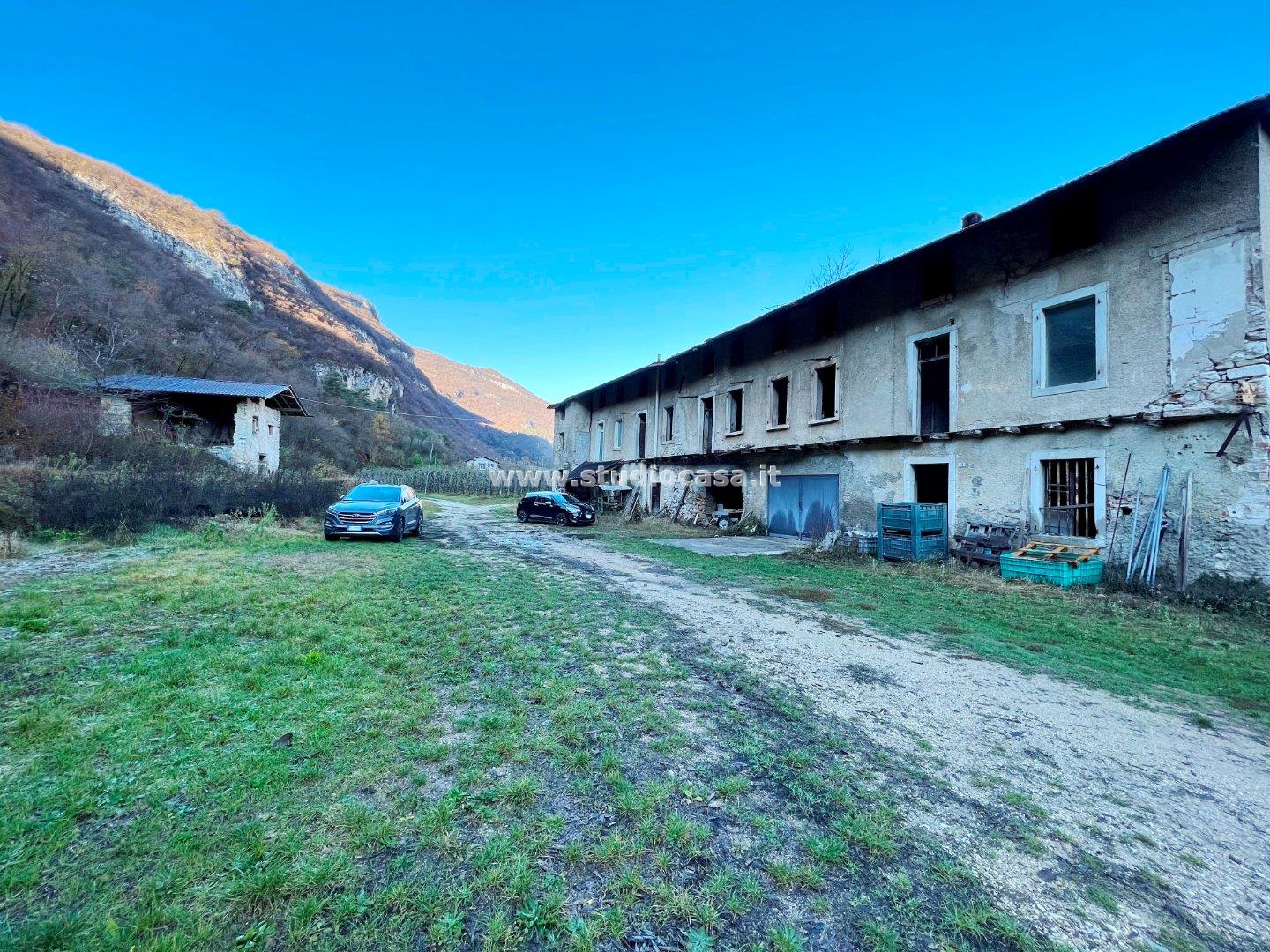 Casale in vendita a Mori