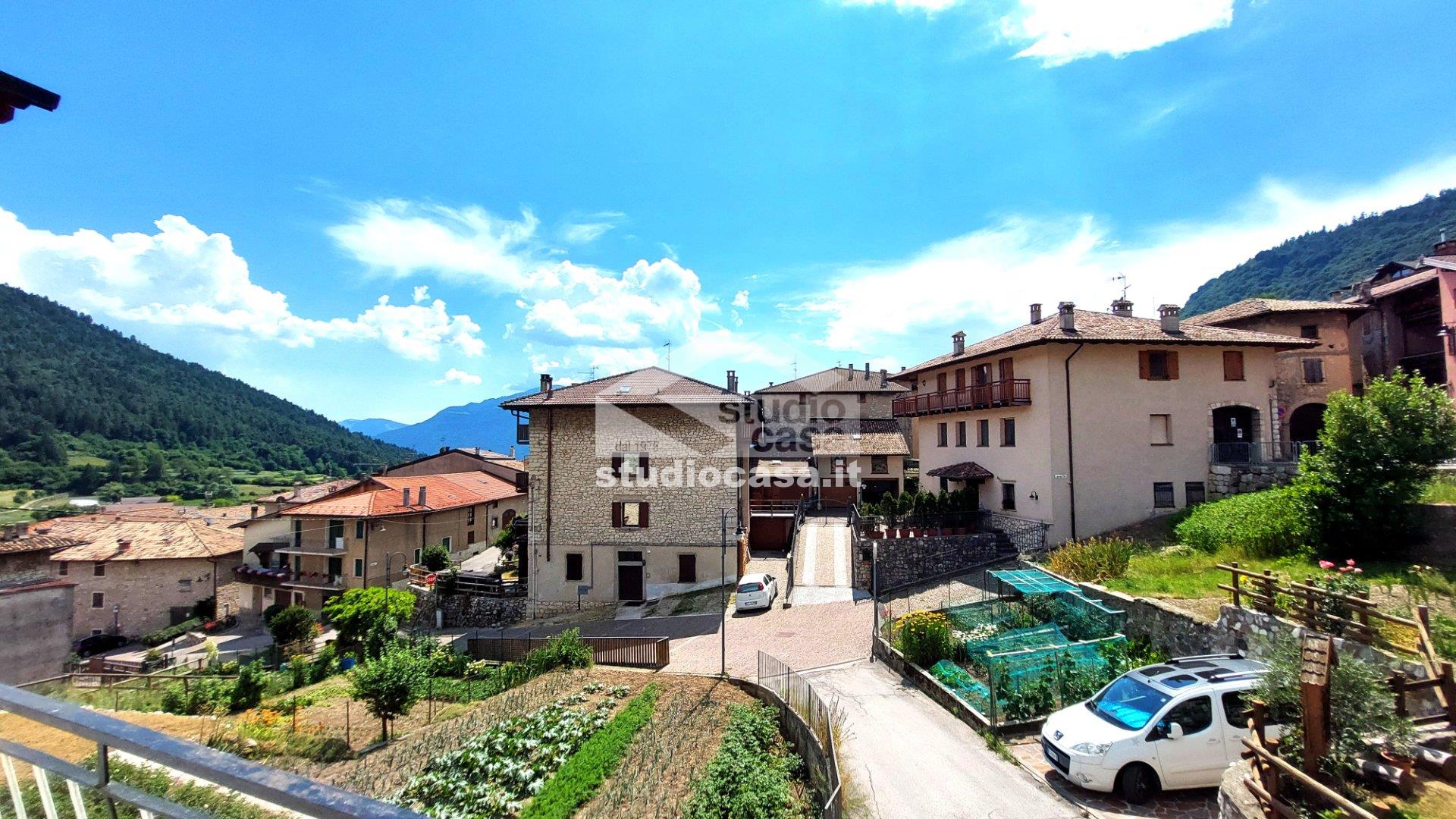 Casa Unifamiliare in vendita a Ronzo-Chienis