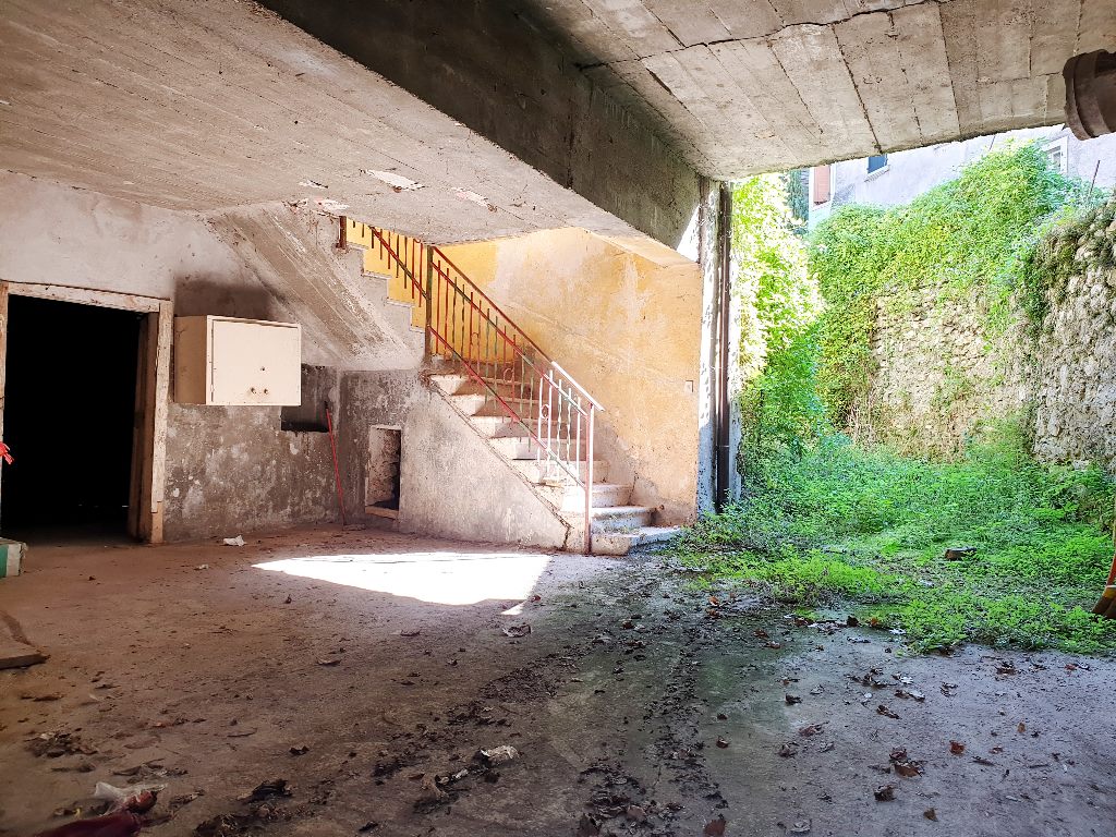 Appartamento in vendita a Brentonico