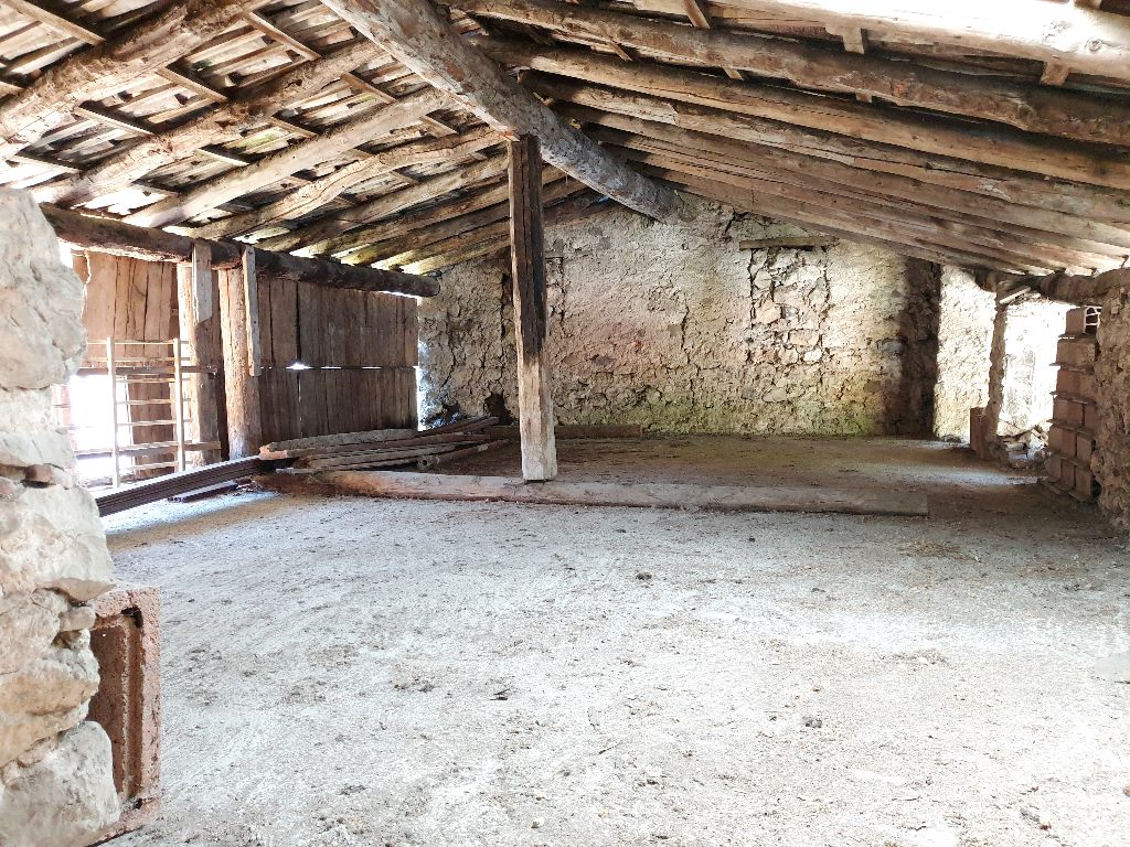 Appartamento in vendita a Brentonico