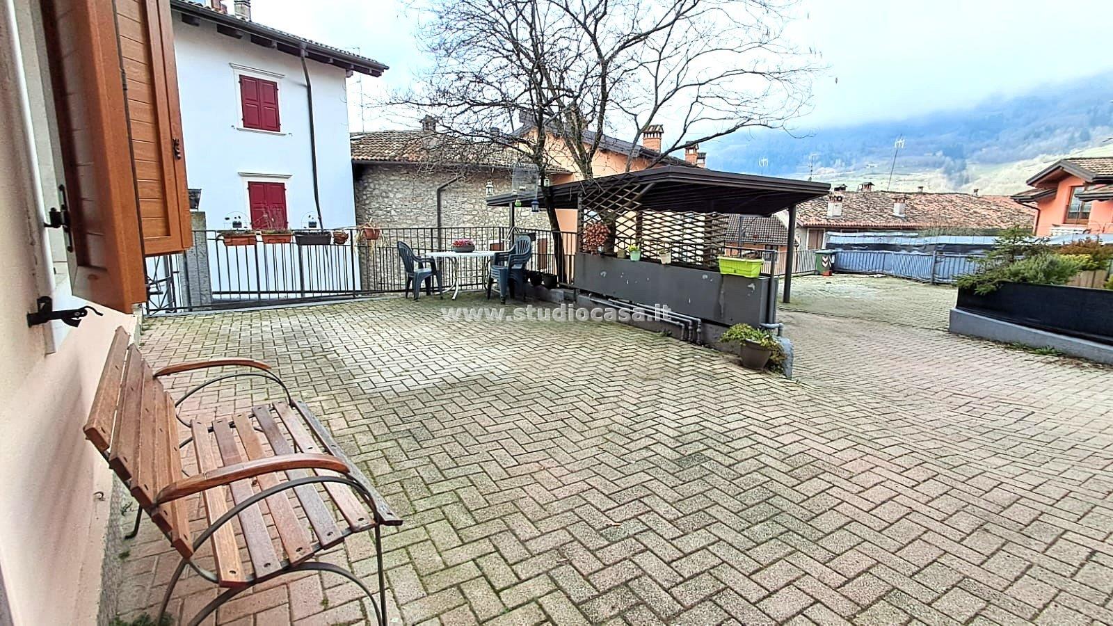 Appartamento in vendita a Brentonico