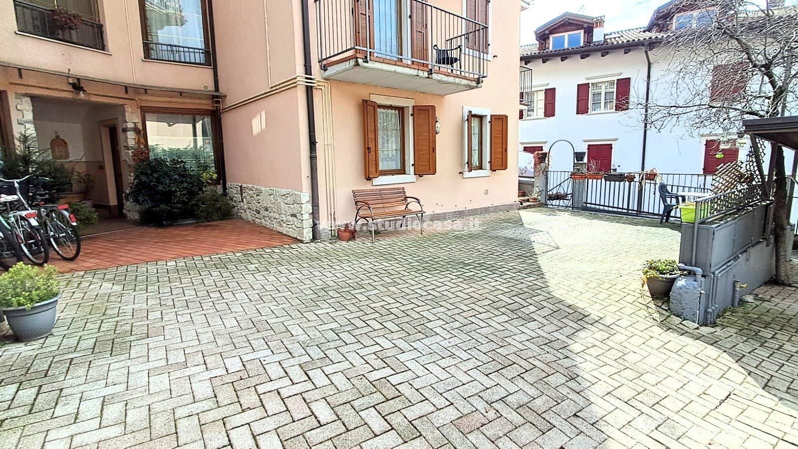 Appartamento in vendita a Brentonico