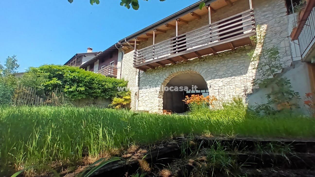 Casa Unifamiliare in vendita a Brentonico