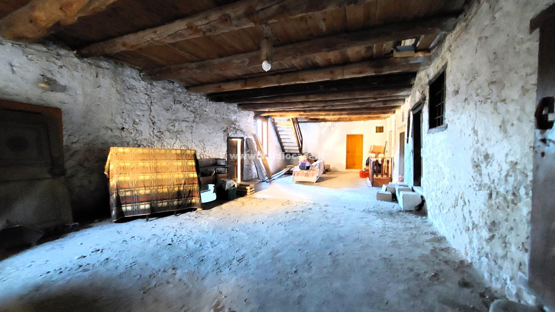Casa Plurifamiliare in vendita a Mori