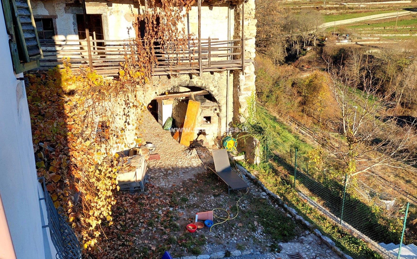 Casa Plurifamiliare in vendita a Mori