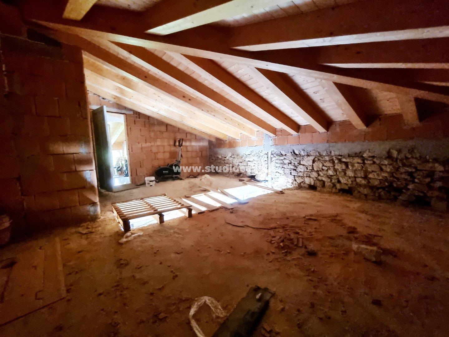 Appartamento in vendita a Brentonico