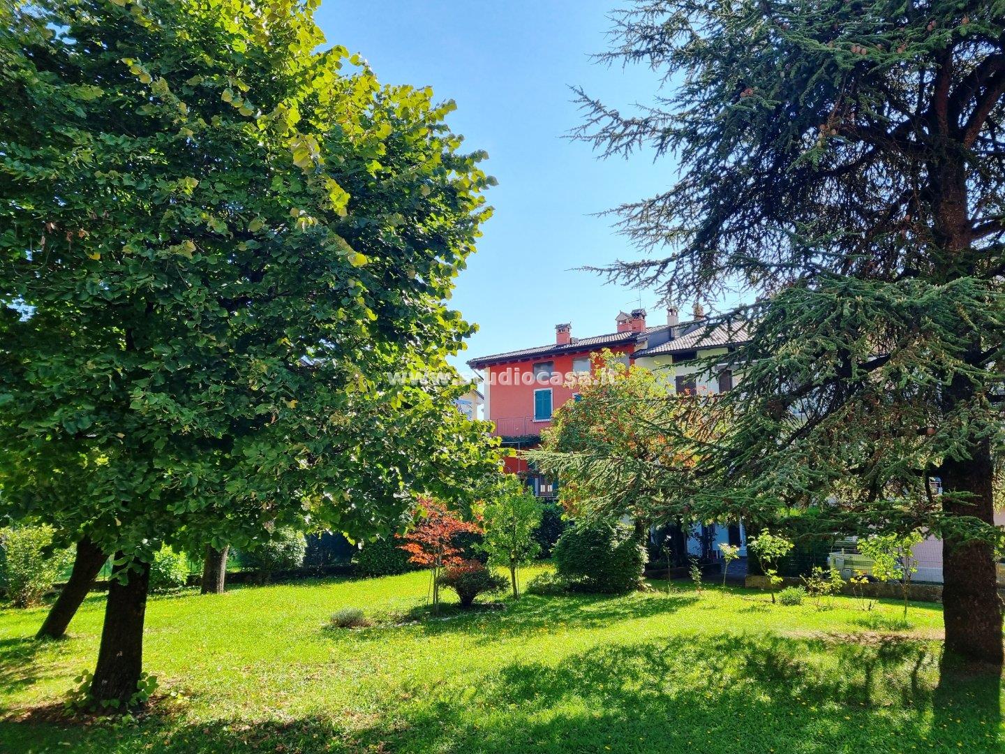 Appartamento in vendita a Brentonico