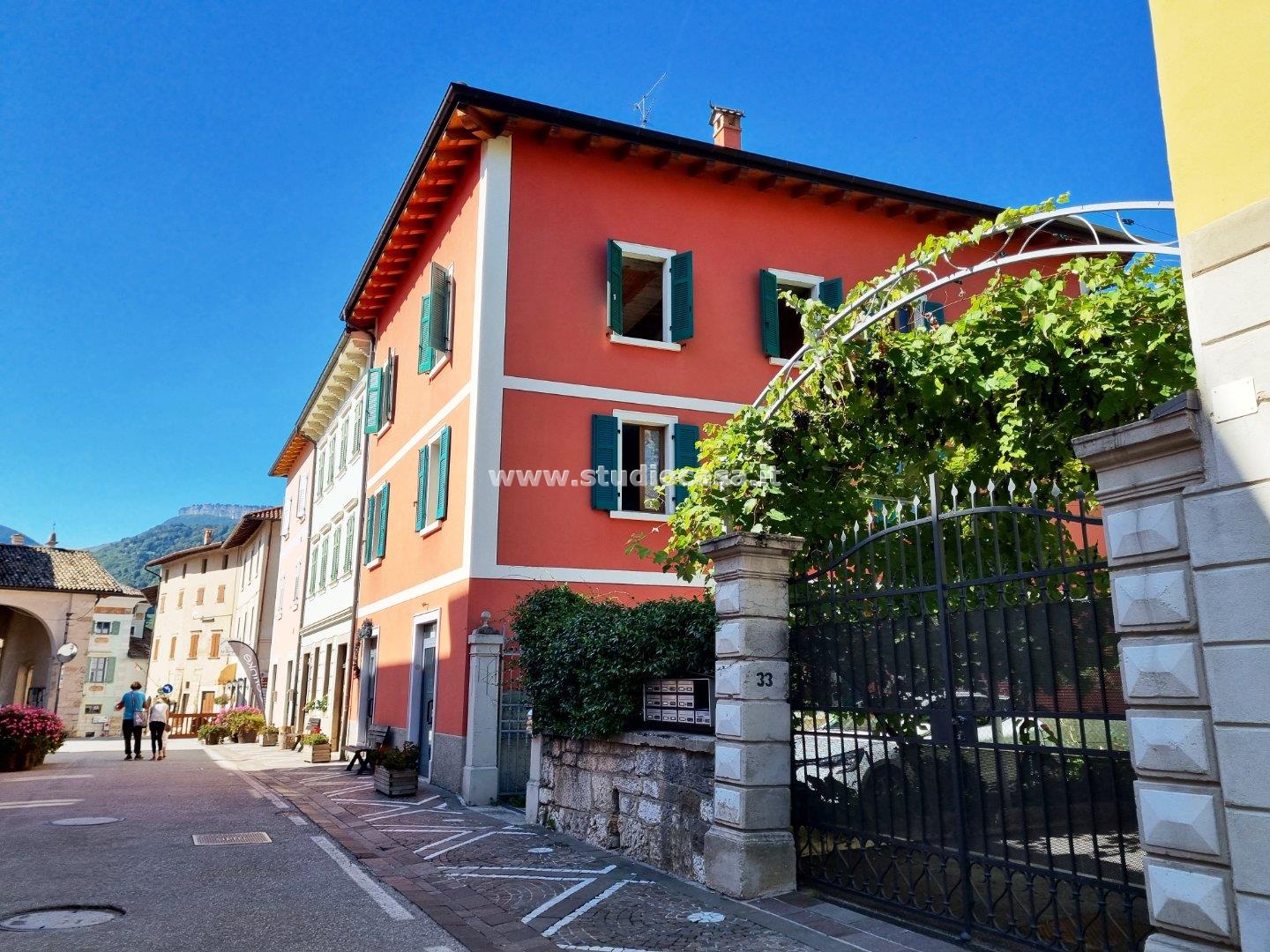 Appartamento in vendita a Brentonico