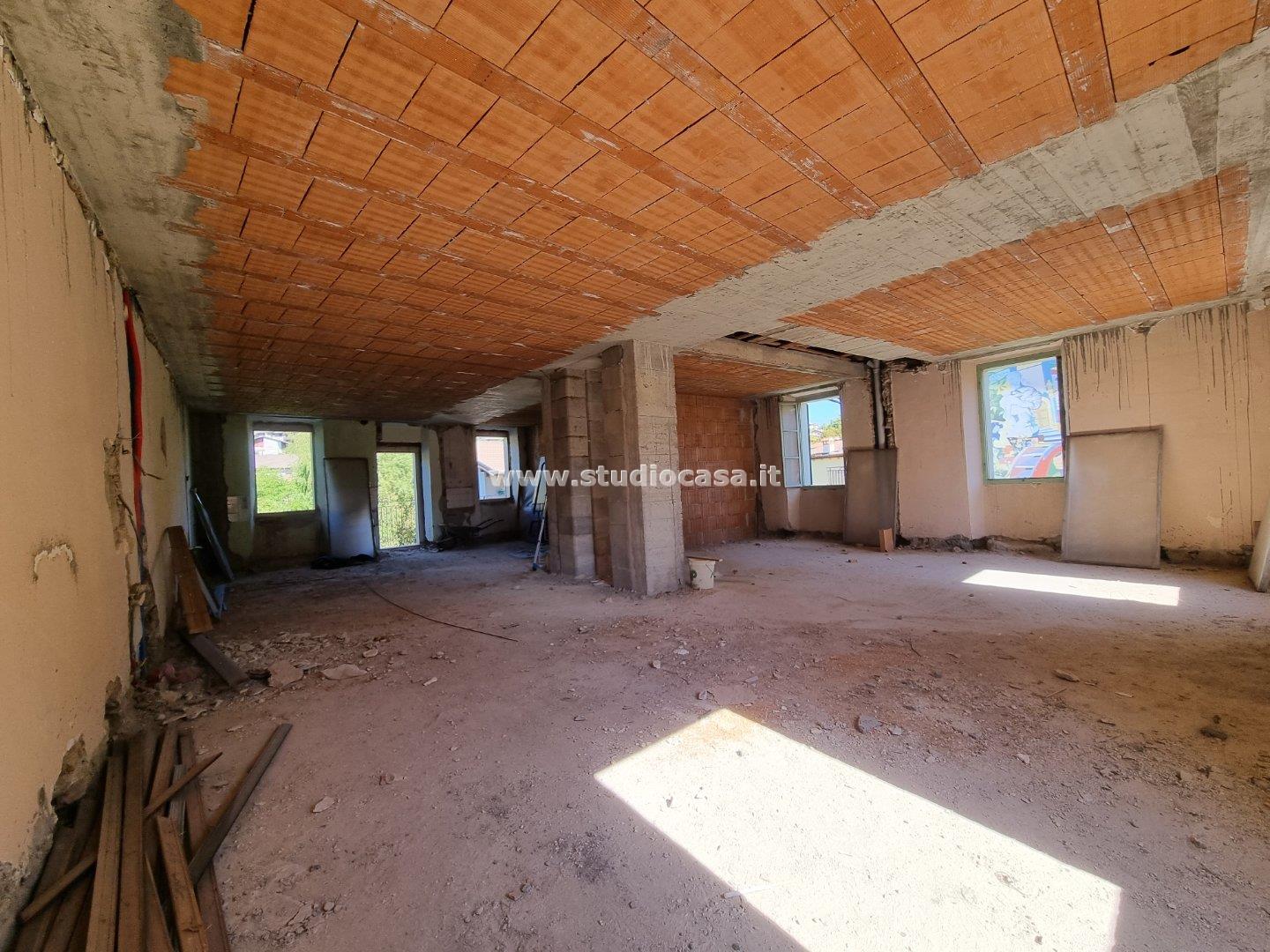 Appartamento in vendita a Brentonico