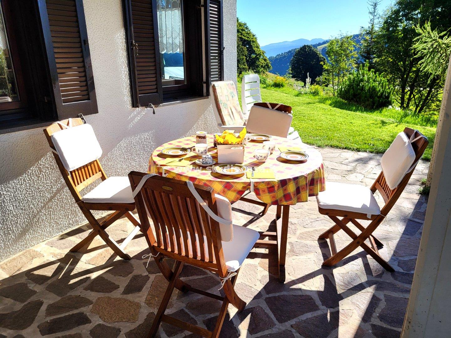Villa Bifamiliare in vendita a Brentonico