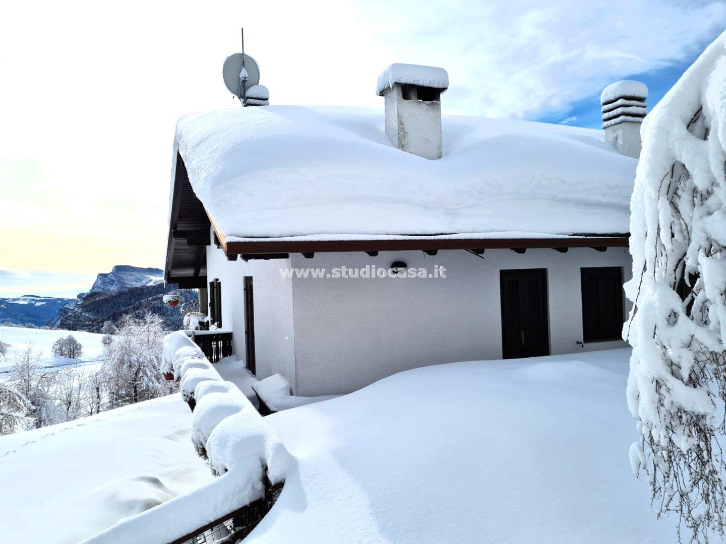 Villa Bifamiliare in vendita a Brentonico