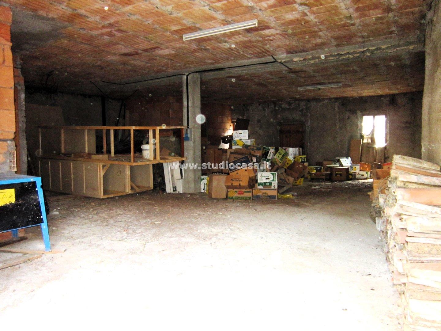 Casa Unifamiliare in vendita a Ronzo-Chienis