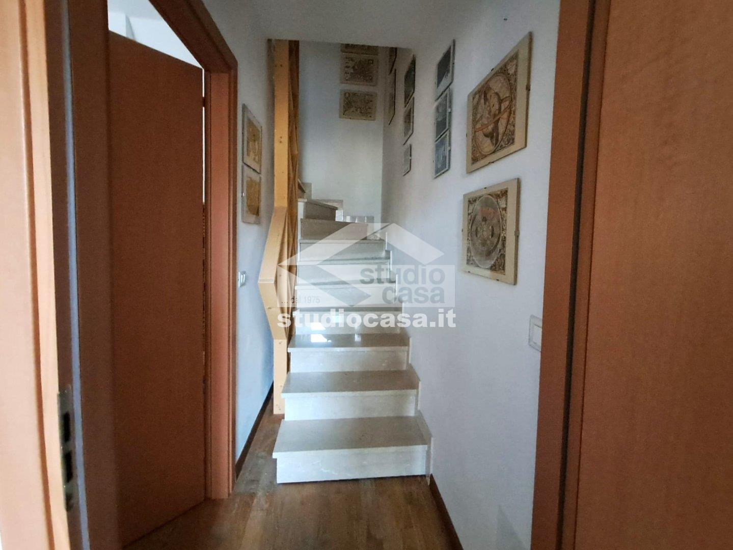 Appartamento in vendita a Brentonico