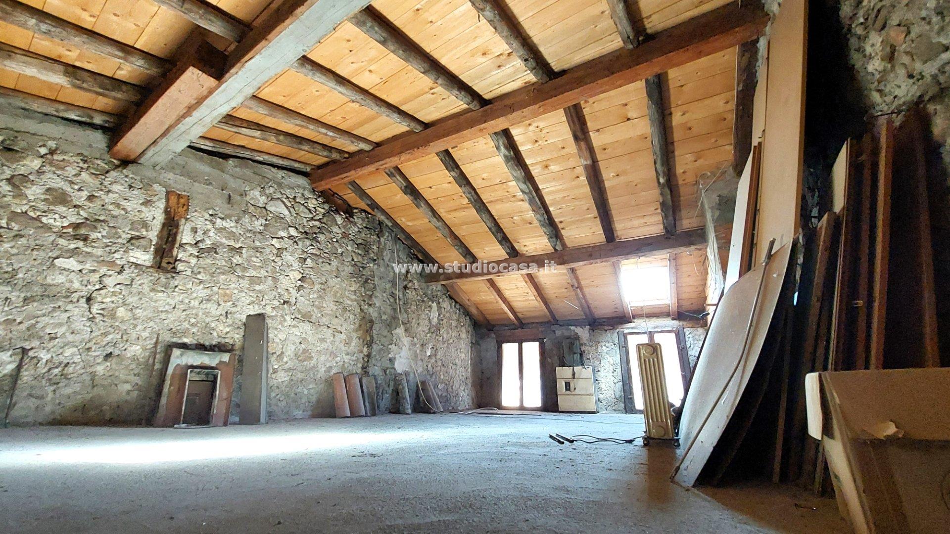 Casa Unifamiliare in vendita a Avio