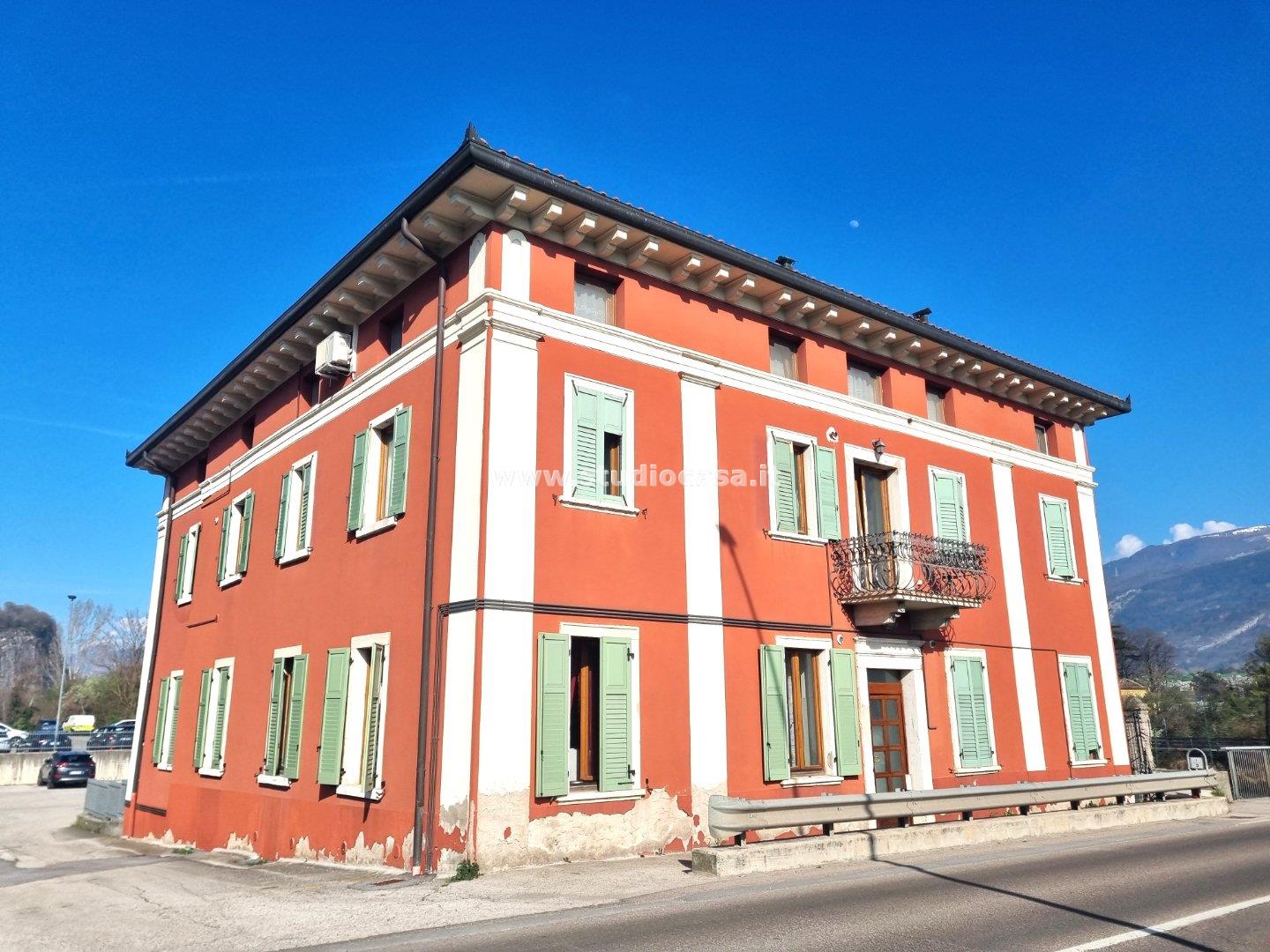 Appartamento in vendita a Mori