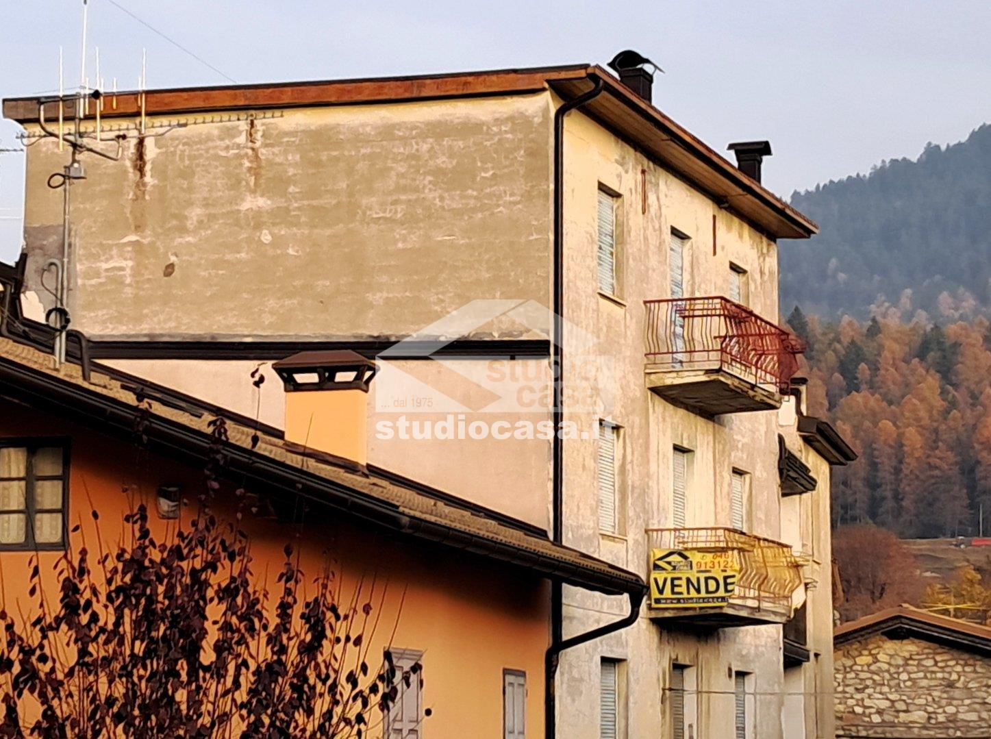 Appartamento in vendita a Ronzo-Chienis