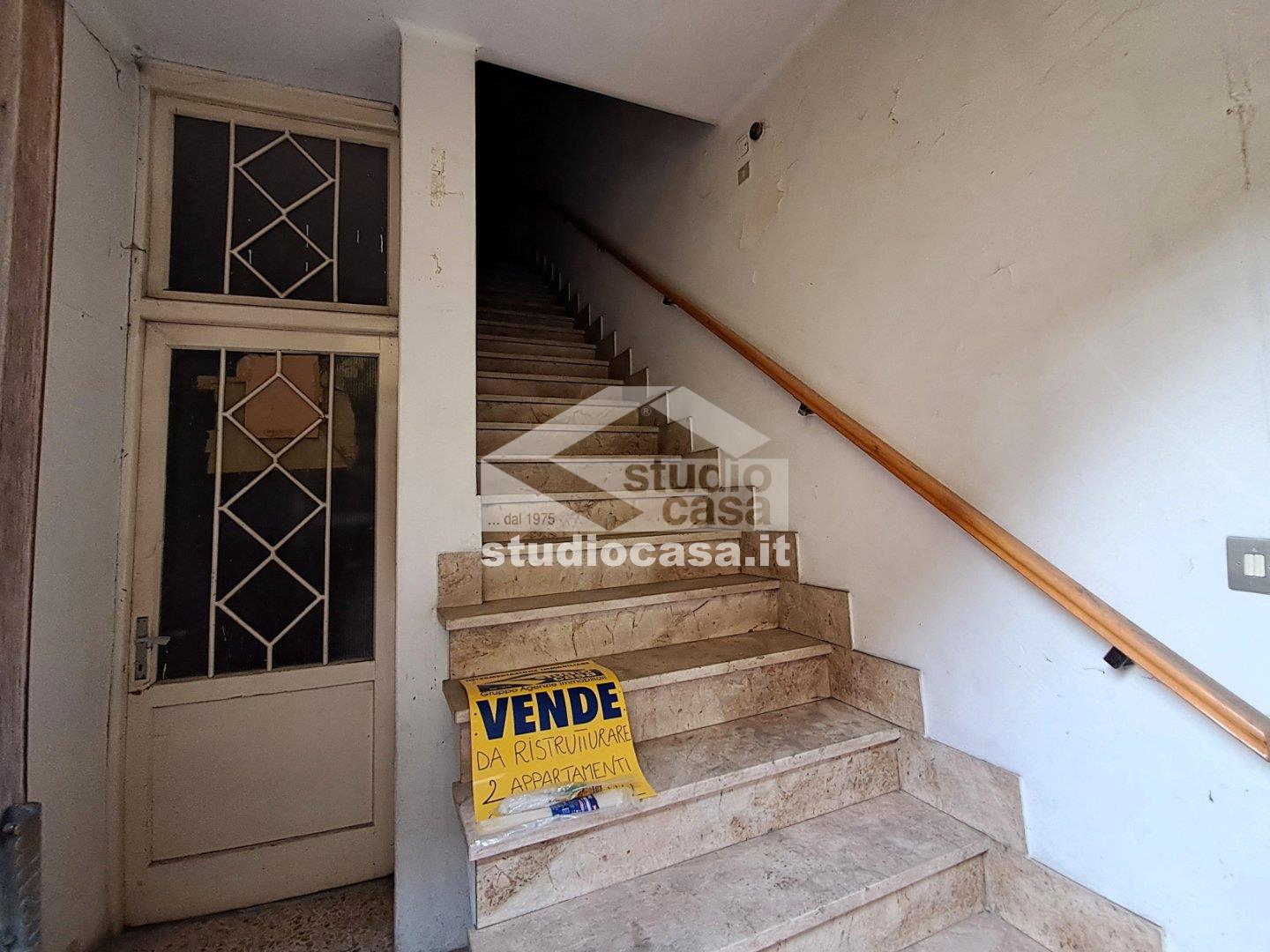 Appartamento in vendita a Ronzo-Chienis