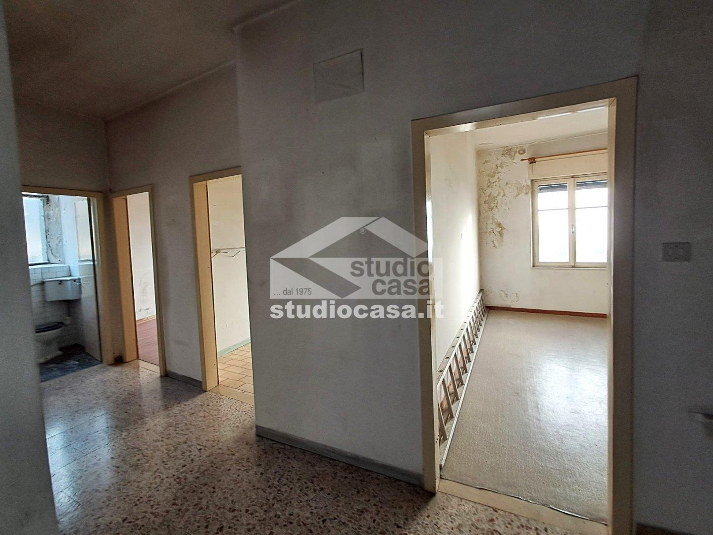 Appartamento in vendita a Ronzo-Chienis