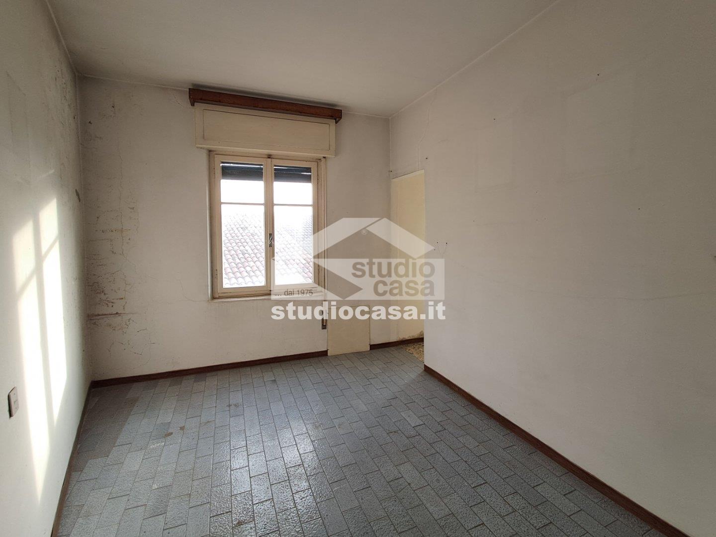 Appartamento in vendita a Ronzo-Chienis