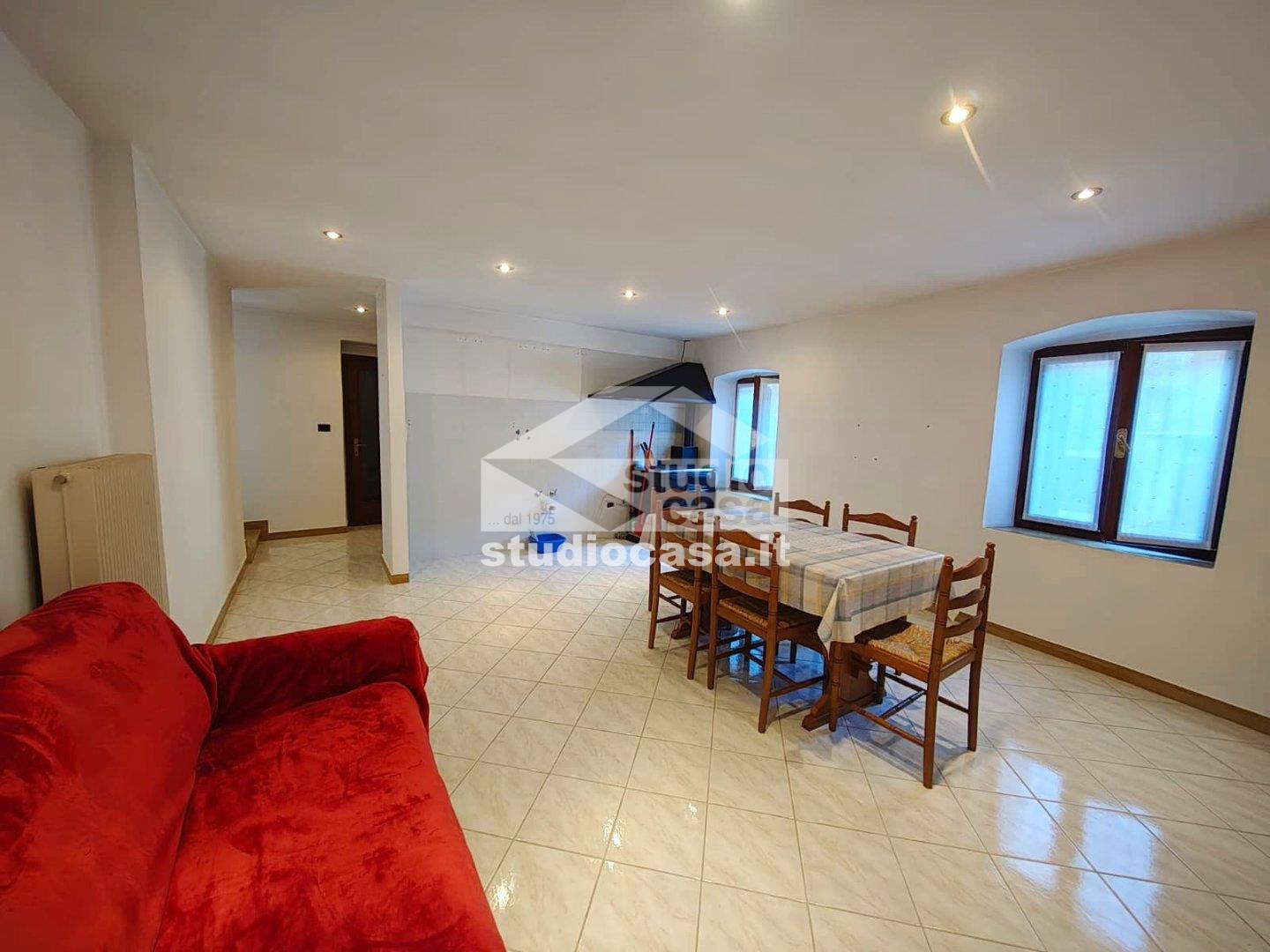 Casa Bifamiliare in vendita a Brentonico