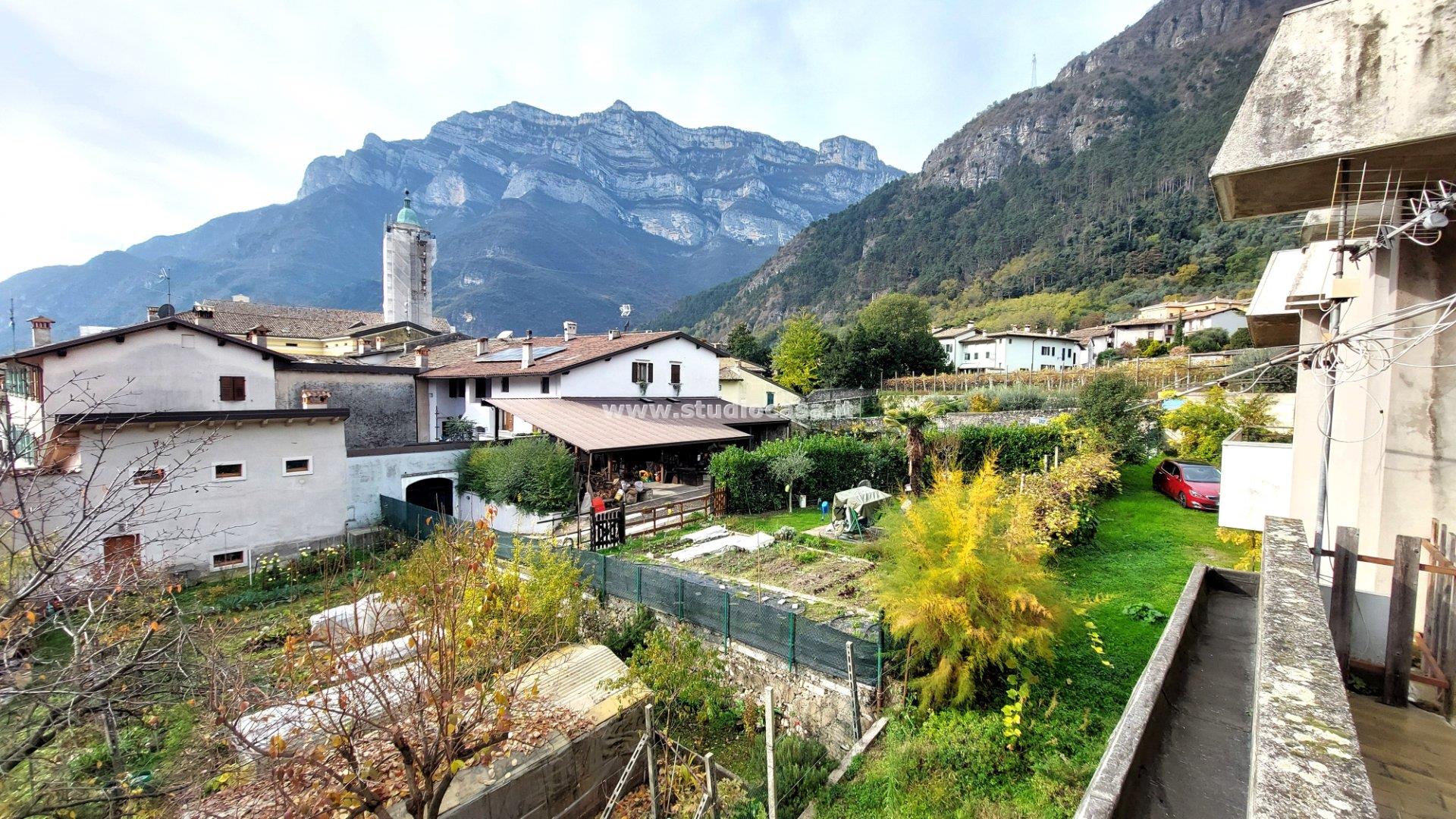 Villa Bifamiliare in vendita a Avio