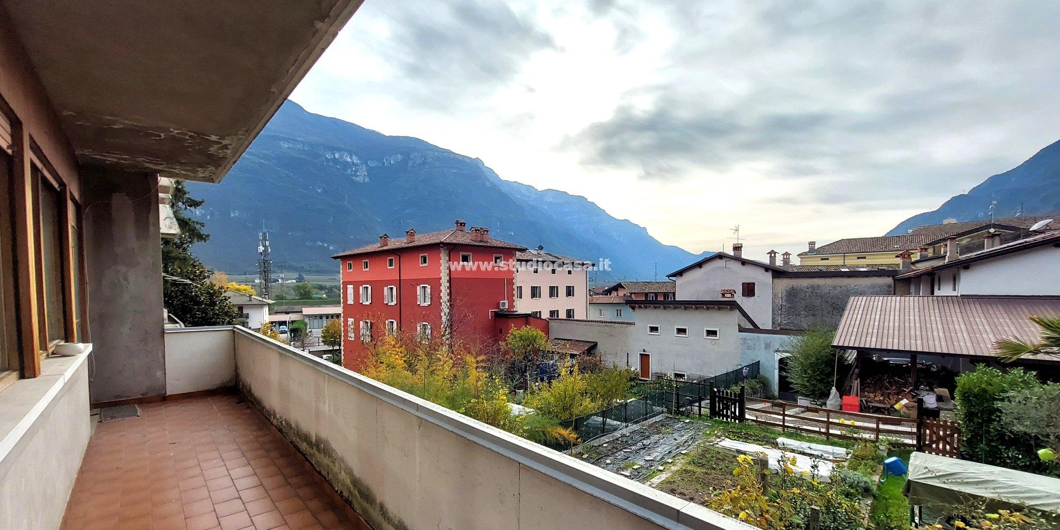 Villa Bifamiliare in vendita a Avio