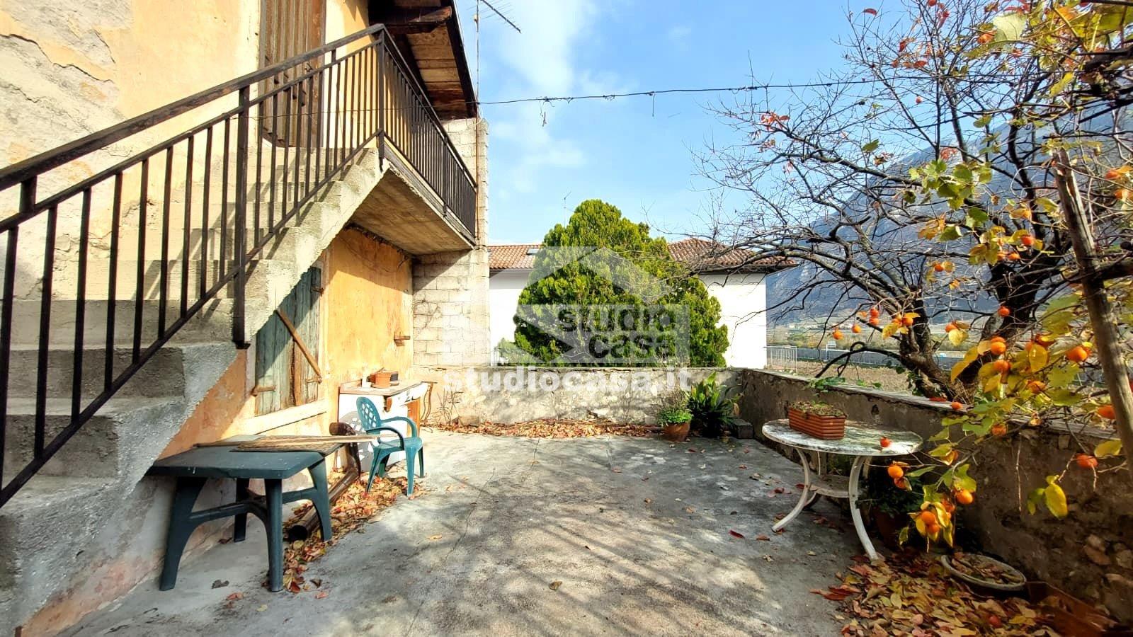 Casa Bifamiliare in vendita a Avio