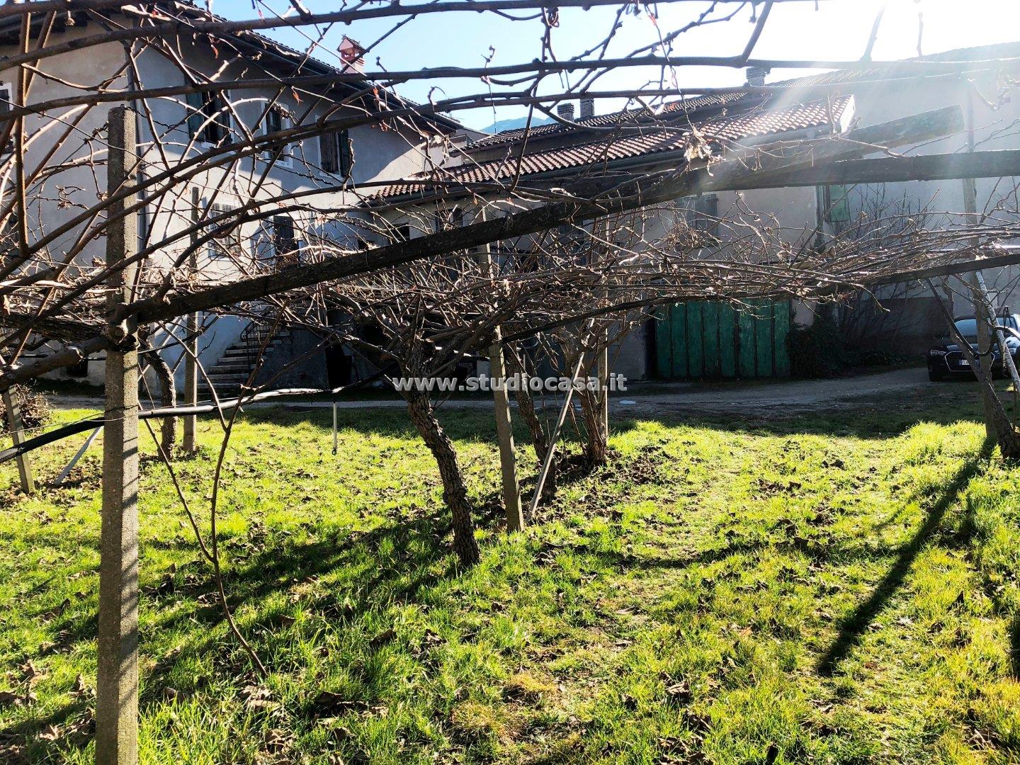 Casa Unifamiliare in vendita a Ala