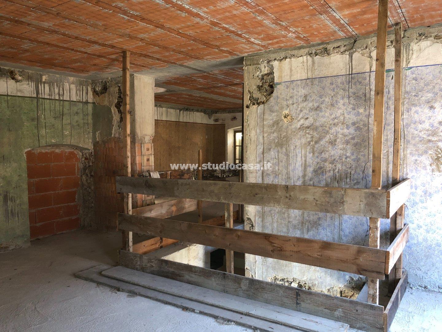 Casa Unifamiliare in vendita a Ala