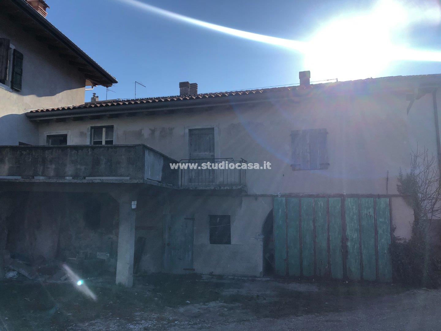Casa Unifamiliare in vendita a Ala