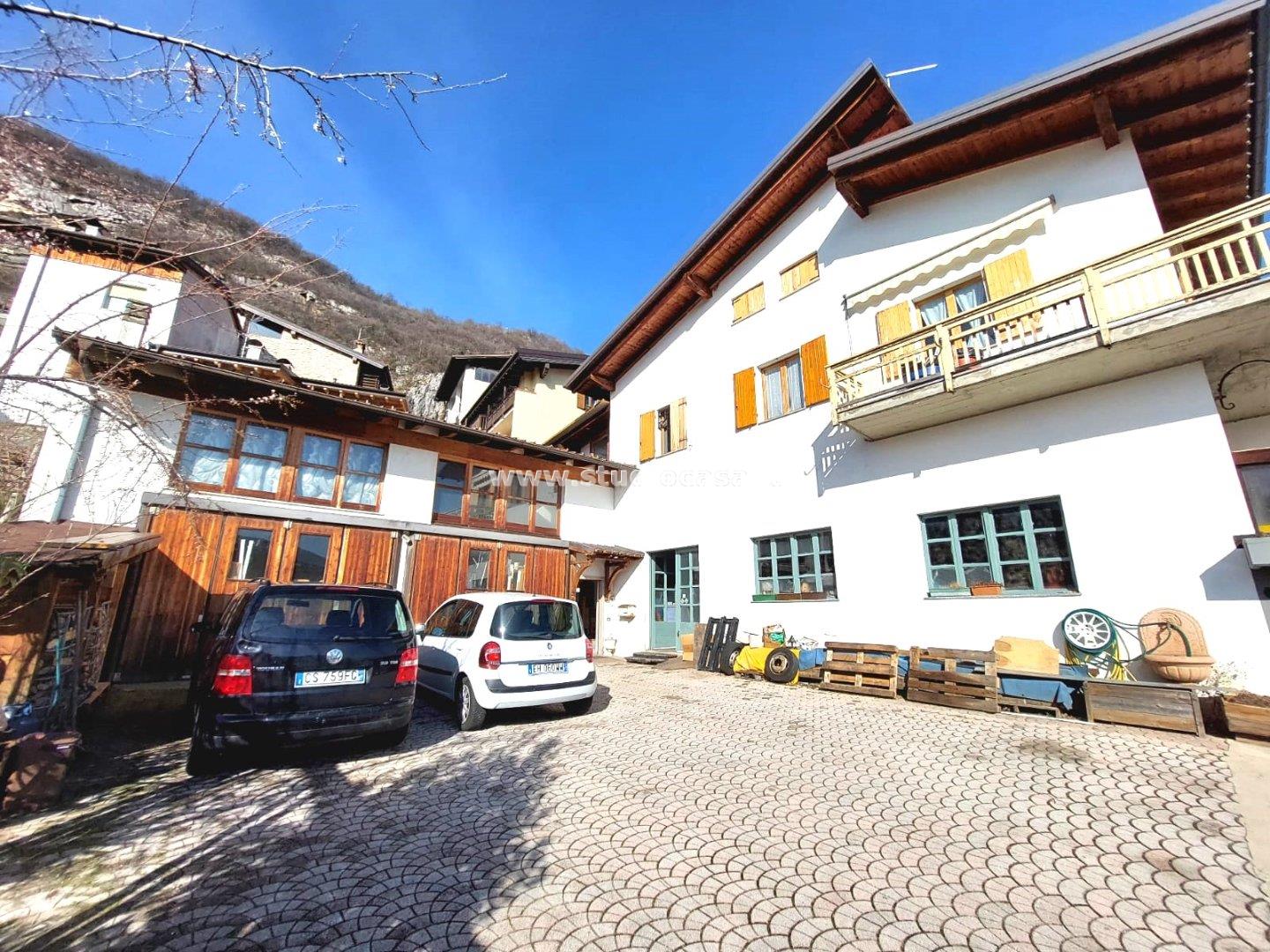 Casa Plurifamiliare in vendita a Mori
