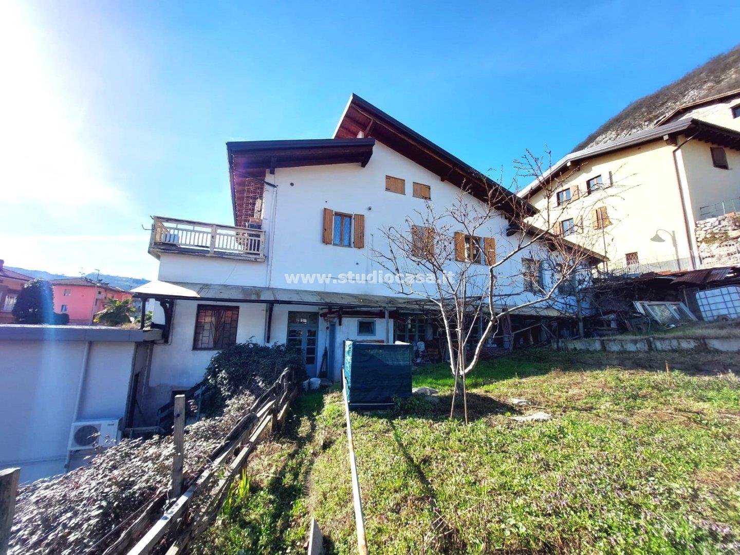 Casa Plurifamiliare in vendita a Mori