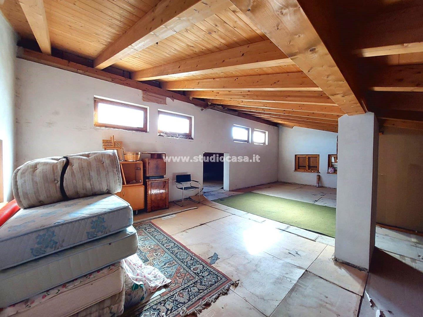 Casa Plurifamiliare in vendita a Mori