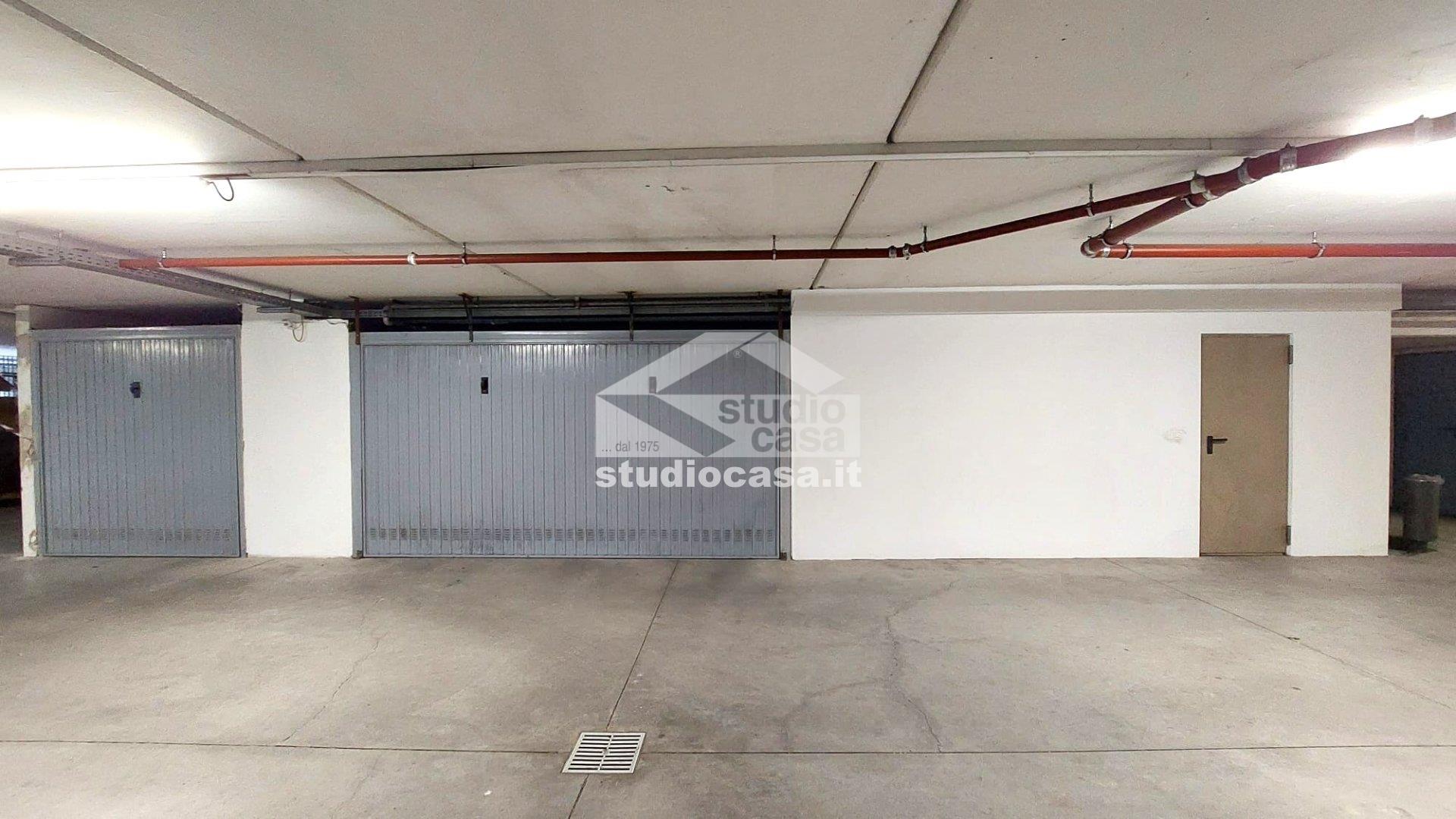 Ufficio in affitto a Ala