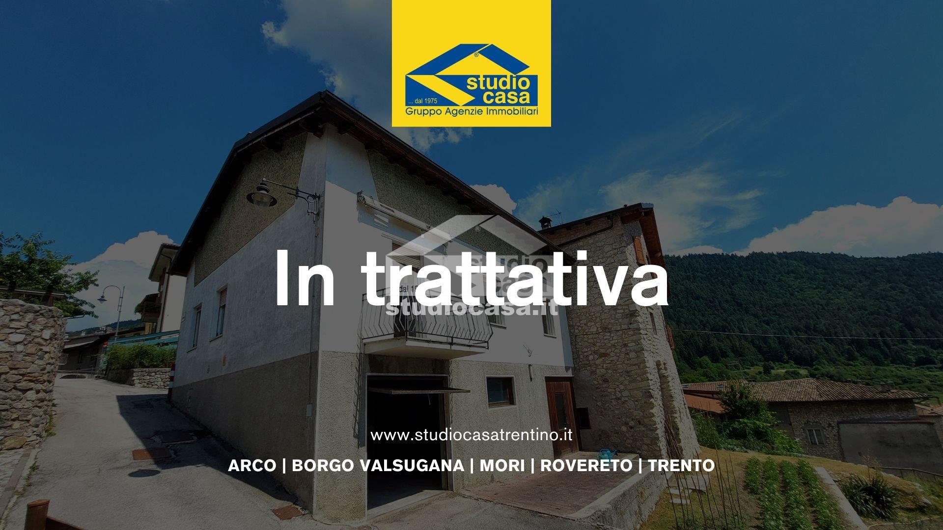 Casa Unifamiliare in vendita a Ronzo-Chienis