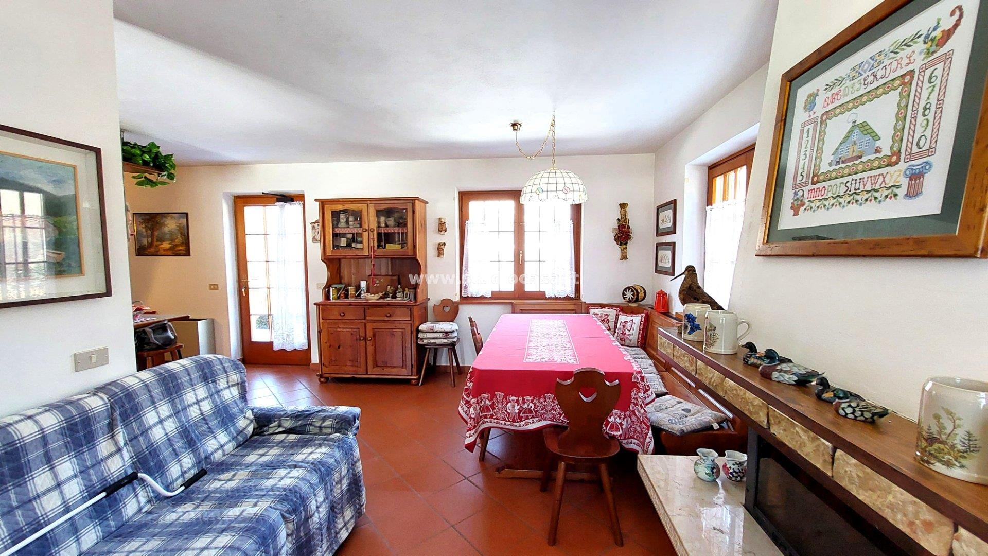 Villa a schiera di testa in vendita a Brentonico