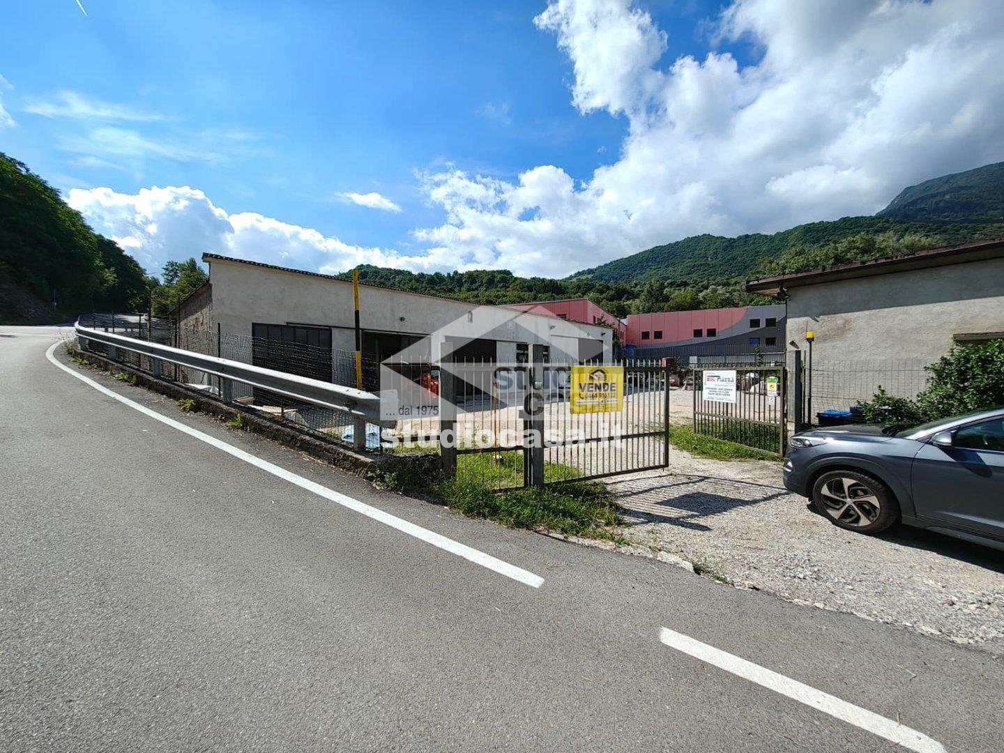 Magazzino in vendita a Brentonico