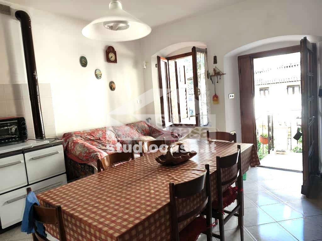 Casa Unifamiliare in vendita a Brentonico