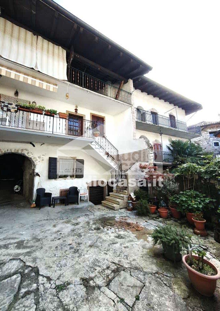 Casa Unifamiliare in vendita a Brentonico