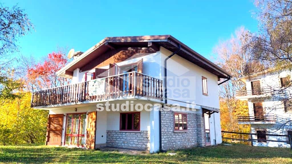 Casa Bifamiliare in vendita a Ala