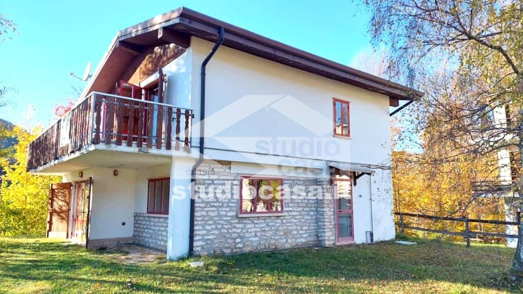 Casa Bifamiliare in vendita a Ala