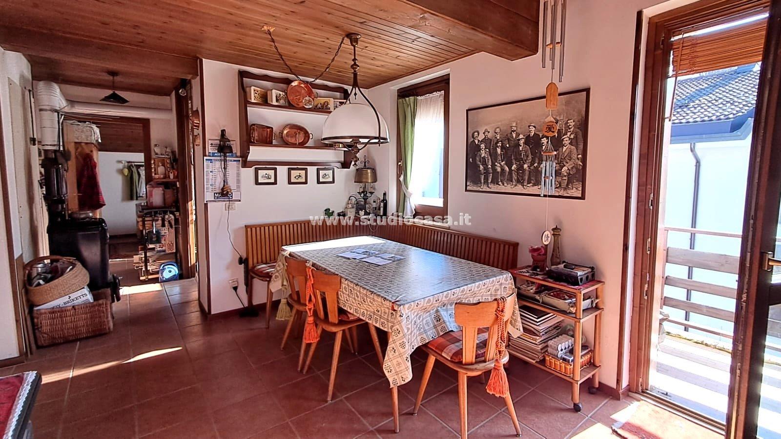 Appartamento in vendita a Brentonico
