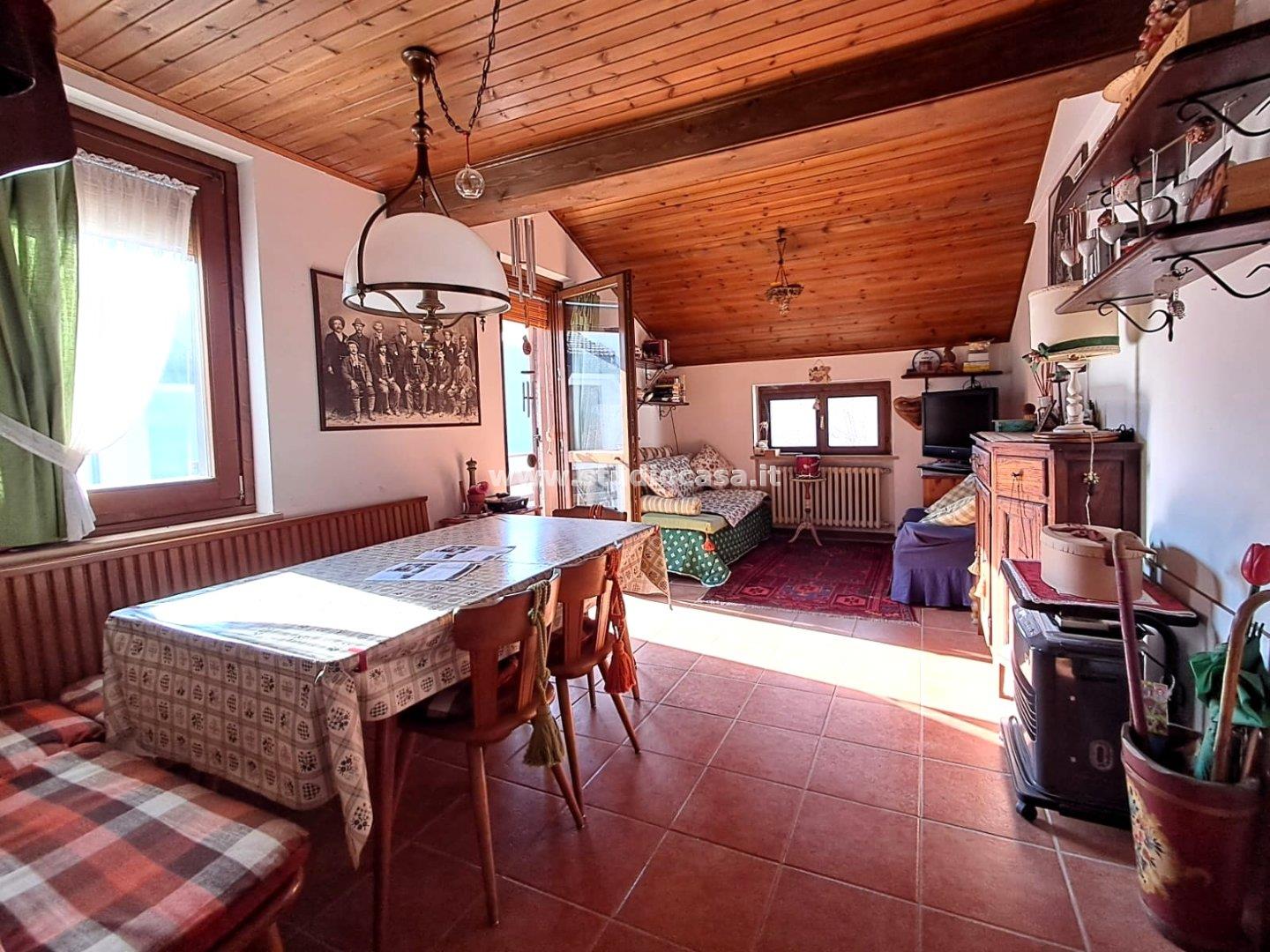 Appartamento in vendita a Brentonico