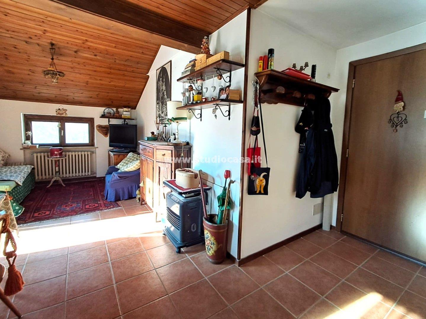 Appartamento in vendita a Brentonico